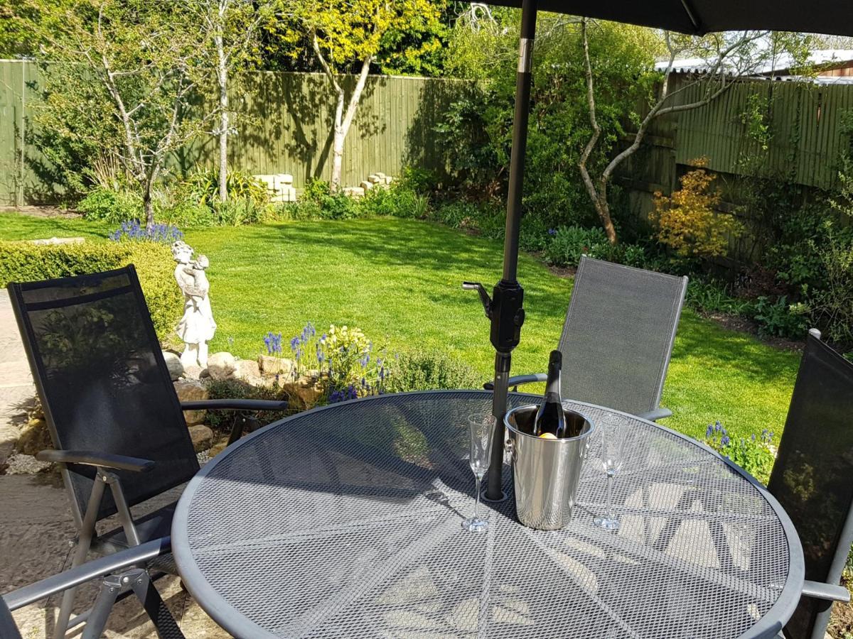 Rosemead Villa Moreton-in-Marsh Bagian luar foto