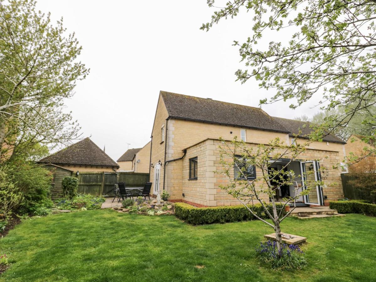 Rosemead Villa Moreton-in-Marsh Bagian luar foto