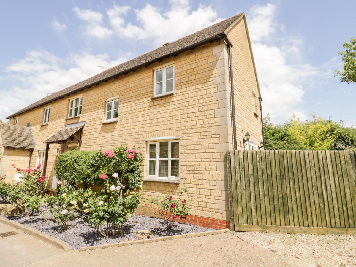 Rosemead Villa Moreton-in-Marsh Bagian luar foto